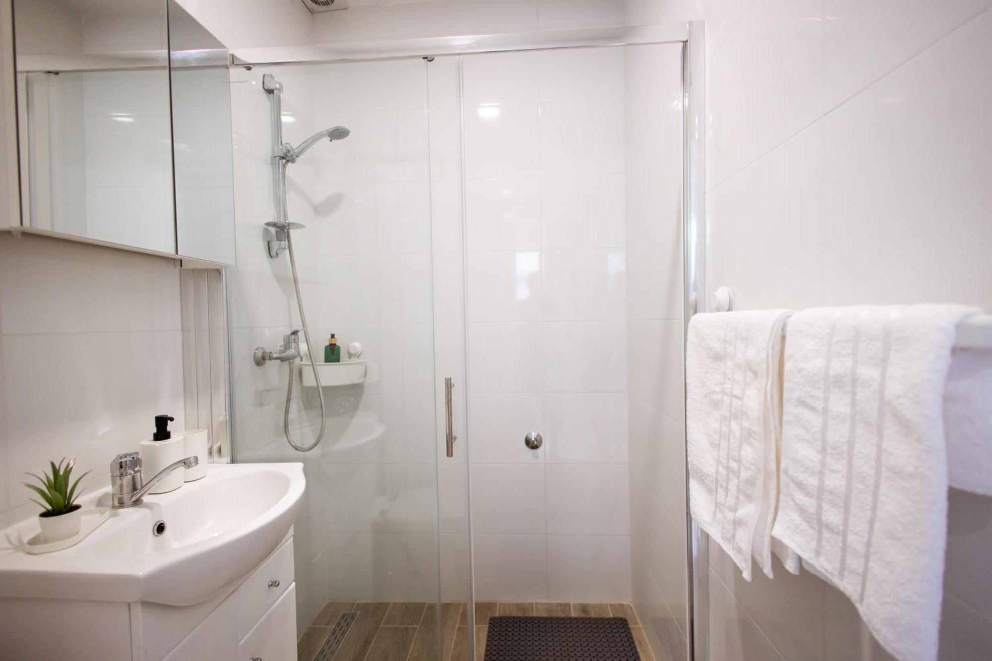 Cozy Studio Apartment In Osijek - Self Check In Extérieur photo