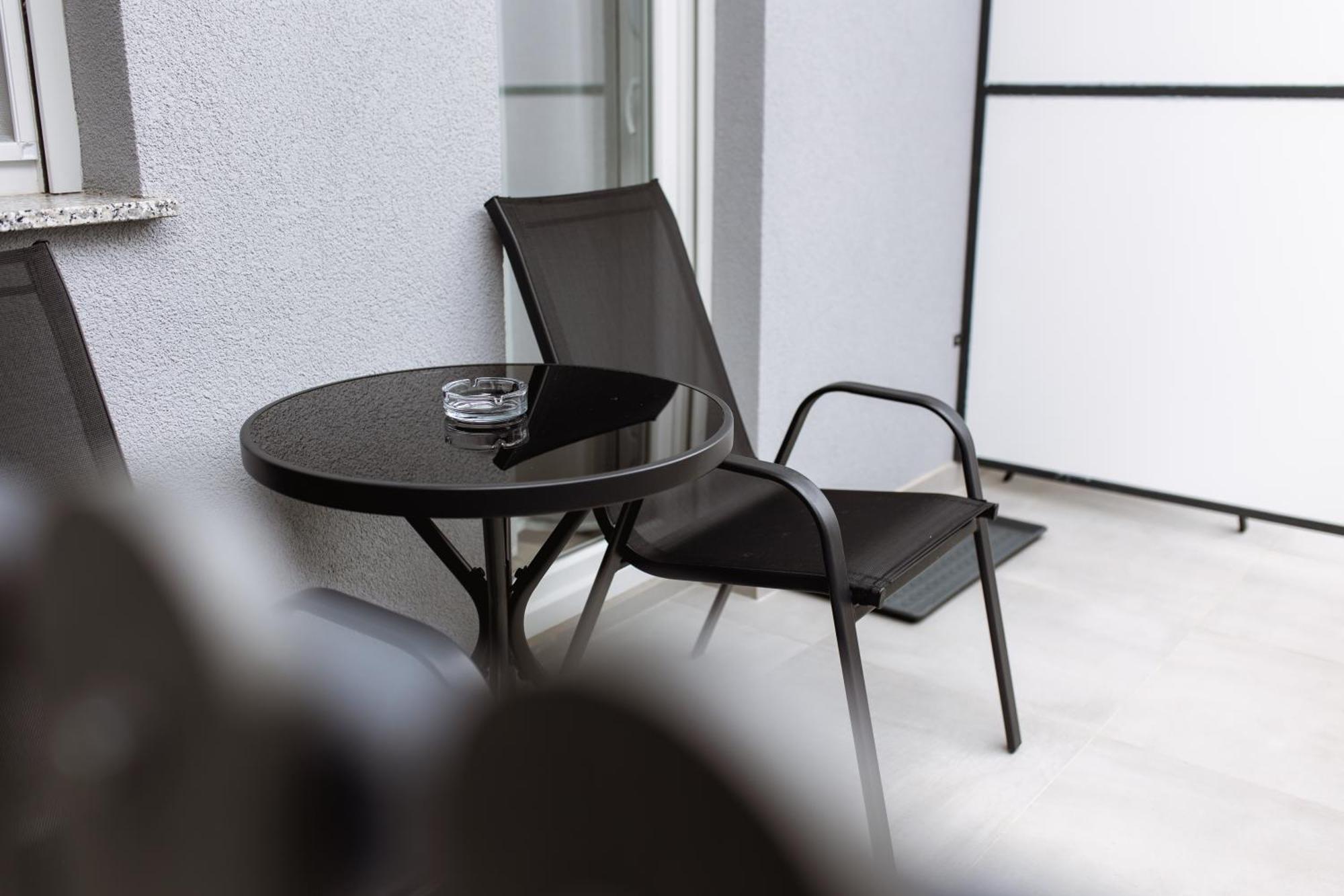 Cozy Studio Apartment In Osijek - Self Check In Extérieur photo